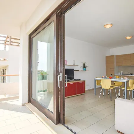 Cozy In With Kitchen Holiday home